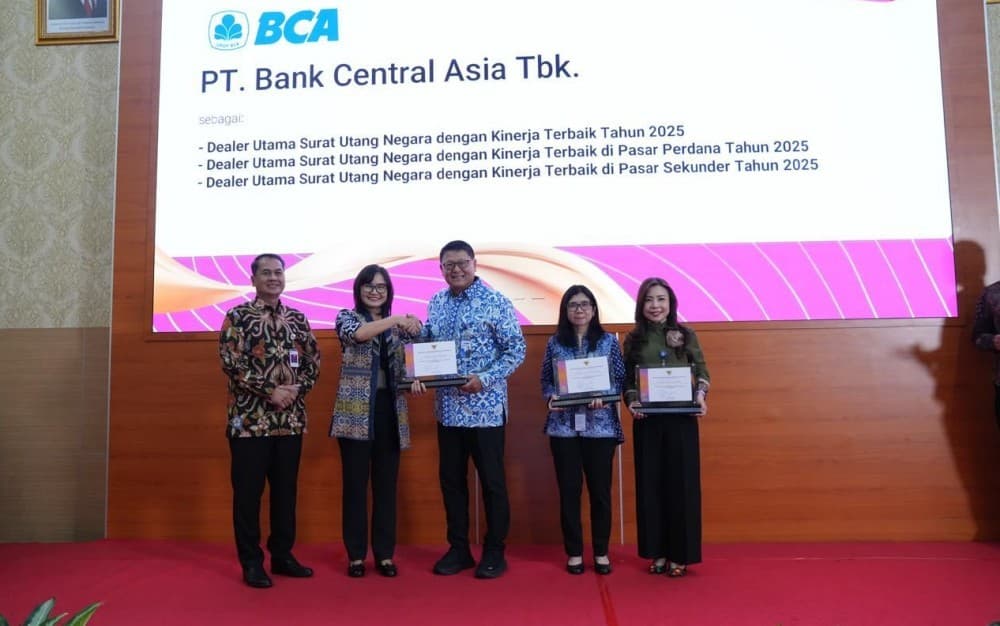 BCA (BBCA) Raih Penghargaan SUN dari Kementerian Keuangan BCA (BBCA) Raih Penghargaan SUN dari Kementerian Keuangan