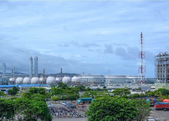 Lotte Chemical Titan Pasok Naphtha ke Afiliasi Indonesia di Tengah Risiko Iran Lotte Chemical Titan Pasok Naphtha ke Afiliasi Indonesia di Tengah Risiko Iran