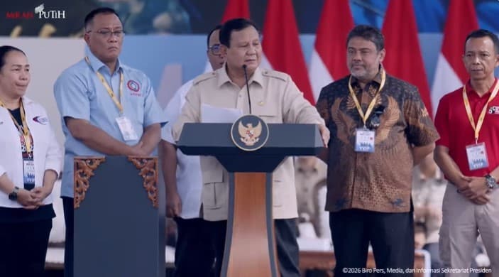 Prabowo Instruksikan Bank Himbara Salurkan Kredit Rakyat dengan Bunga Maksimal 5 Persen Prabowo Instruksikan Bank Himbara Salurkan Kredit Rakyat dengan Bunga Maksimal 5 Persen