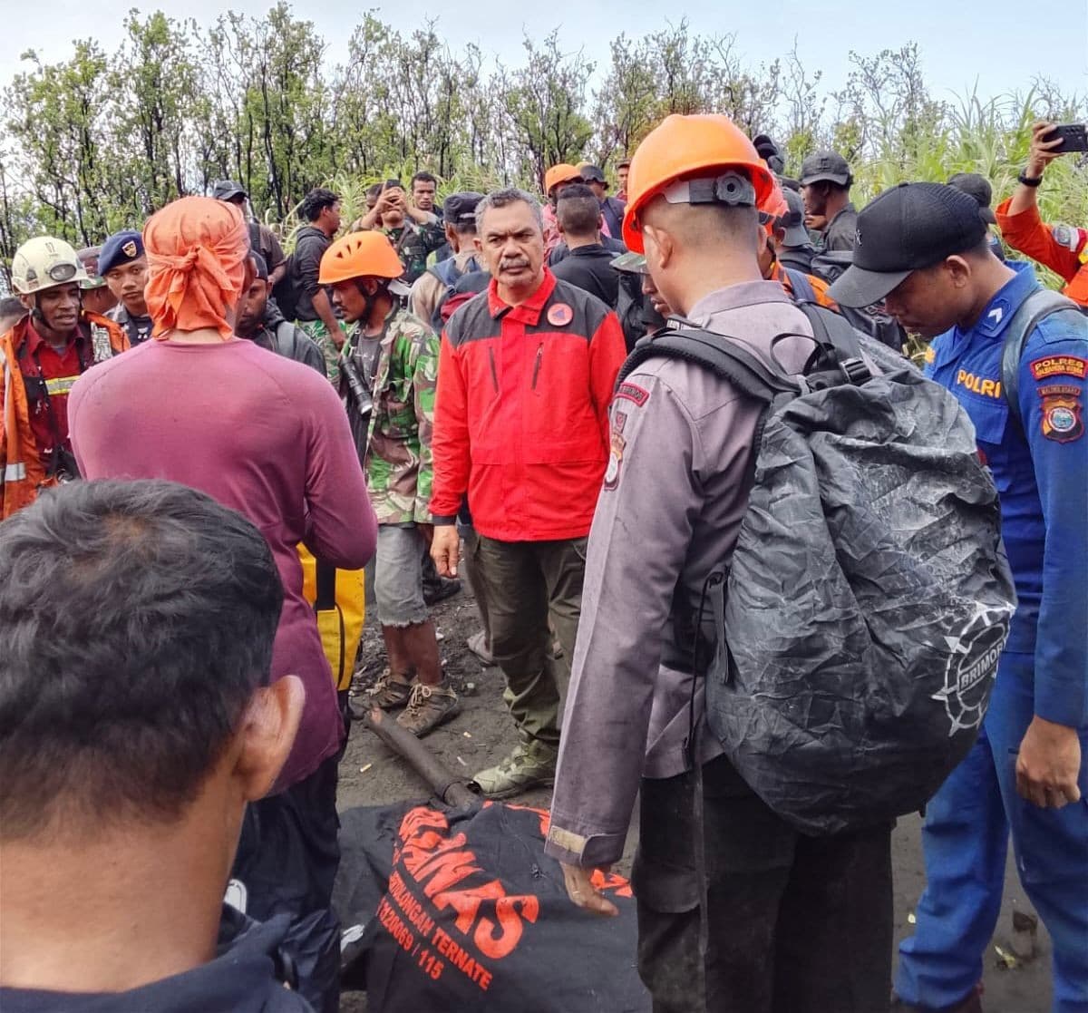 Satu Korban Meninggal Erupsi Gunung Dukono Ditemukan, Dua Orang Masih dalam Pencarian Satu Korban Meninggal Erupsi Gunung Dukono Ditemukan, Dua Orang Masih dalam Pencarian