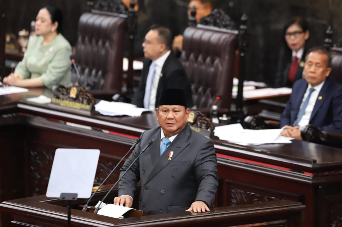 Prabowo Instruksikan Penyederhaan Birokrasi, Minta Pengusaha Jangan Diganggu Prabowo Instruksikan Penyederhaan Birokrasi, Minta Pengusaha Jangan Diganggu