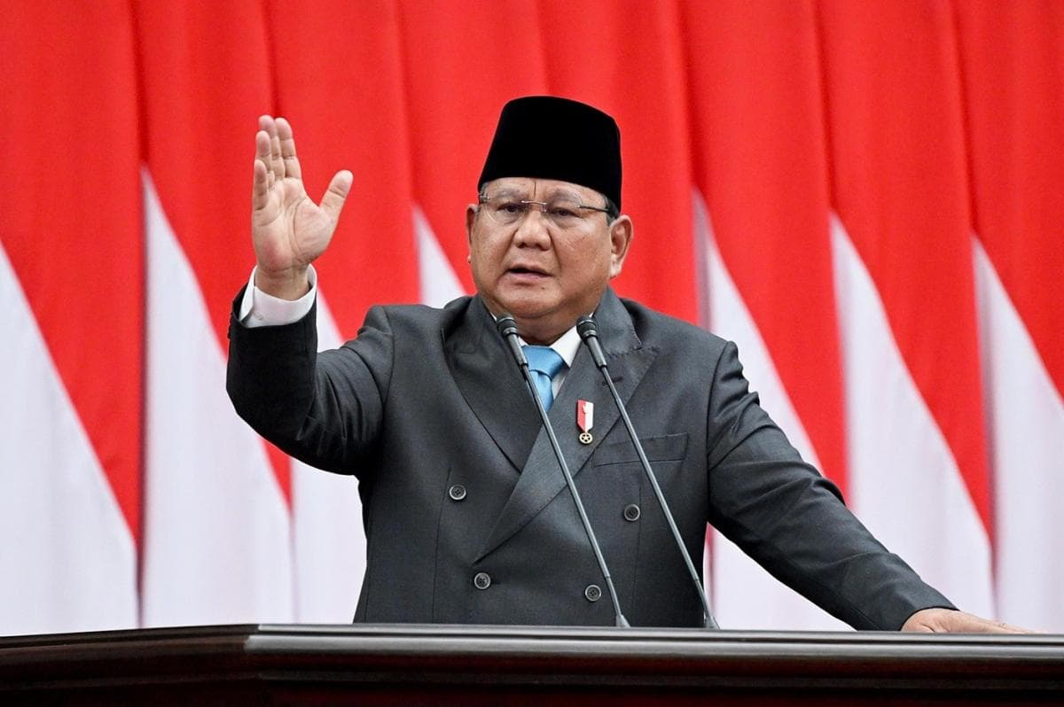 Prabowo: Geografis RI Sangat Strategis, Puluhan Persen Perdagangan Dunia Melalui Perairan Kita Prabowo: Geografis RI Sangat Strategis, Puluhan Persen Perdagangan Dunia Melalui Perairan Kita