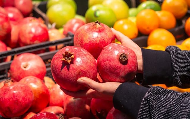 Segar Kumala (BUAH) Gelar RUPS Akhir Mei 2026, Laba Bersih Naik 42 Persen Segar Kumala (BUAH) Gelar RUPS Akhir Mei 2026, Laba Bersih Naik 42 Persen
