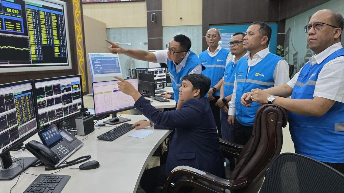 Dirut PLN Kunjungi Pusat Pengatur Beban Sumatera, Percepat Pemulihan Sistem Kelistrikan Dirut PLN Kunjungi Pusat Pengatur Beban Sumatera, Percepat Pemulihan Sistem Kelistrikan