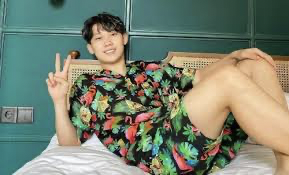 Siapa Orang Tua Willie Salim? YouTuber yang Suka Tebar Uang Siapa Orang Tua Willie Salim? YouTuber yang Suka Tebar Uang