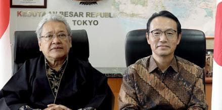 Logo 65 Tahun RI-Jepang Diluncurkan: 2023 Tandai Kepemimpinan Kedua Negara di Kawasan Logo 65 Tahun RI-Jepang Diluncurkan: 2023 Tandai Kepemimpinan Kedua Negara di Kawasan