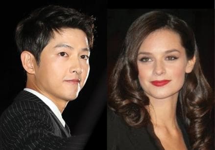 SongSong Couple Kandas, Intip Profil dan Kekayaan Song Joong Ki dan Katy Louise Saunders SongSong Couple Kandas, Intip Profil dan Kekayaan Song Joong Ki dan Katy Louise Saunders
