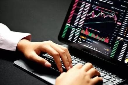5 Tips Hadapi ARA dan ARB Simetris, Pahami Sebelum Trading 5 Tips Hadapi ARA dan ARB Simetris, Pahami Sebelum Trading
