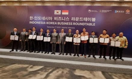 PLTU Jawa 9 dan 10 Jadi Pembangkit Listrik Hybrid Pertama di Indonesia PLTU Jawa 9 dan 10 Jadi Pembangkit Listrik Hybrid Pertama di Indonesia