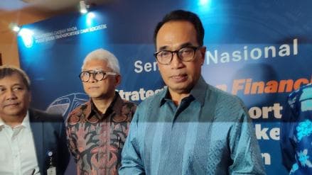 Harga KRL Baru Buatan INKA Lebih Mahal dari Jepang, Menhub Respons Begini Harga KRL Baru Buatan INKA Lebih Mahal dari Jepang, Menhub Respons Begini