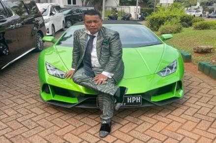Siapa Pemilik Mobil Termahal di Indonesia saat Ini? Siapa Pemilik Mobil Termahal di Indonesia saat Ini?
