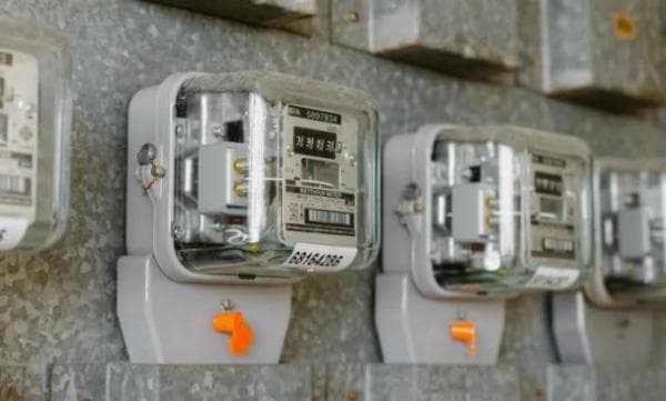 Berapa Biaya Pasang Listrik Baru 900 Watt? Intip Penjelasannya Berapa Biaya Pasang Listrik Baru 900 Watt? Intip Penjelasannya