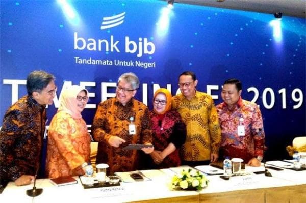 3 Jenis Pinjaman Bank BJB untuk PNS yang Perlu Diketahui 3 Jenis Pinjaman Bank BJB untuk PNS yang Perlu Diketahui