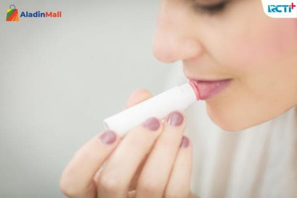Cara Pakai Lip Cream agar Warna Bibir Indah dan Tidak Mudah Luntur
