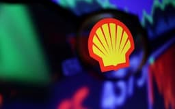 Shell Raup USD2,4 Miliar dari Penjualan LNG