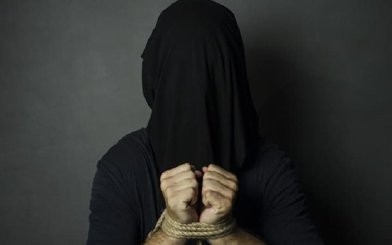 Satu Keluarga di Jombang Diculik gegara Utang, Disandera hingga Dibawa ke Bangkalan Satu Keluarga di Jombang Diculik gegara Utang, Disandera hingga Dibawa ke Bangkalan