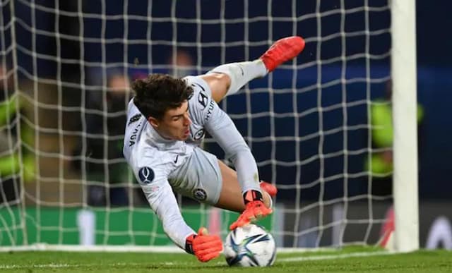 Inter Milan Siapkan Era Baru Kiper: Kepa Jadi Bayangan, Martinez Pewaris Sommer Inter Milan Siapkan Era Baru Kiper: Kepa Jadi Bayangan, Martinez Pewaris Sommer