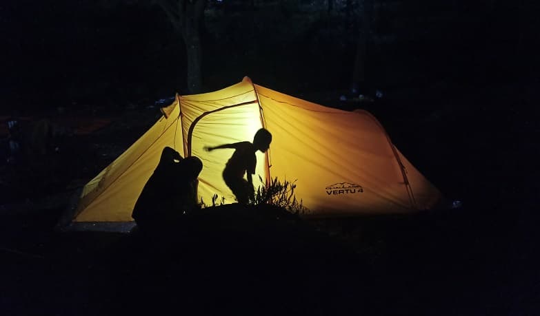 Kronologi Sekeluarga Tewas saat Camping di Temanggung, Ditemukan Sudah Kaku dalam Tenda Kronologi Sekeluarga Tewas saat Camping di Temanggung, Ditemukan Sudah Kaku dalam Tenda
