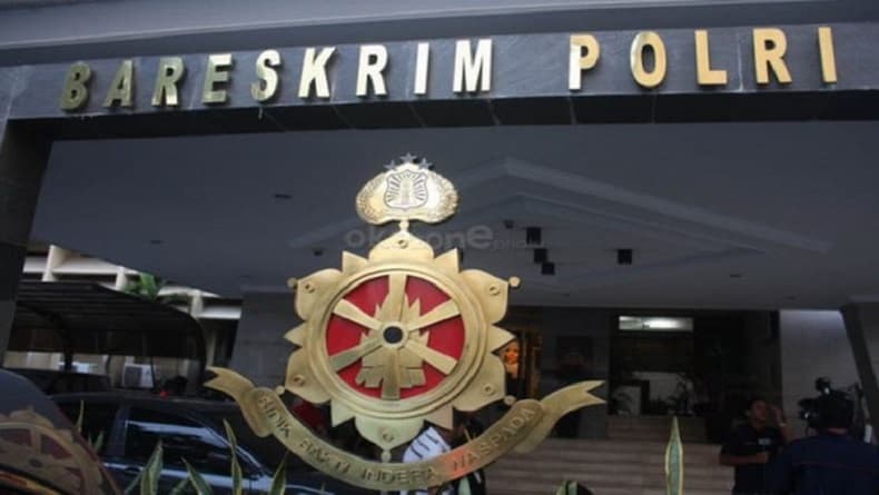 6 Tersangka Kasus Narkoba Eks Kapolres Bima Kota Dibawa ke Bareskrim 6 Tersangka Kasus Narkoba Eks Kapolres Bima Kota Dibawa ke Bareskrim
