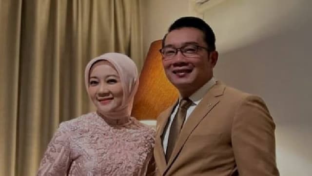 BREAKING NEWS: Atalia Praratya Gugat Cerai Ridwan Kamil BREAKING NEWS: Atalia Praratya Gugat Cerai Ridwan Kamil
