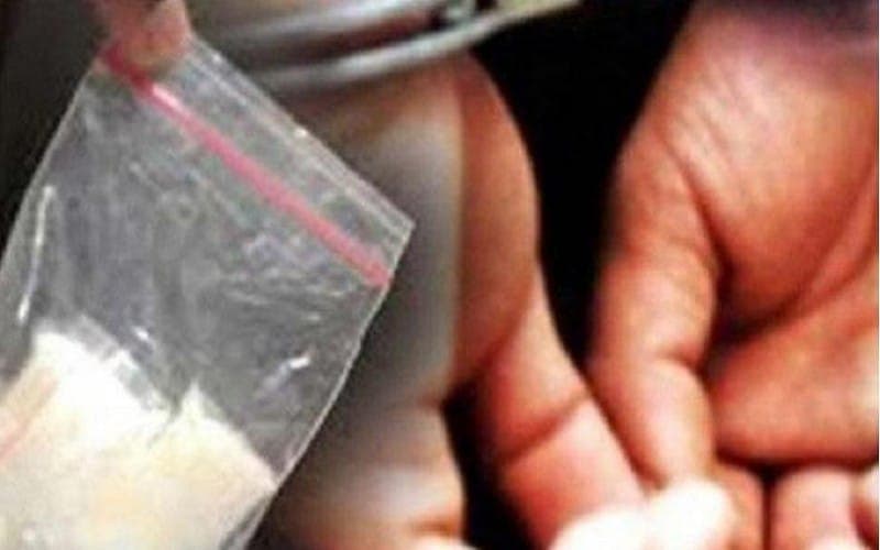 Bandar Sabu di Semarang Ditangkap, Polisi Sita 9 Paket Sabu Bandar Sabu di Semarang Ditangkap, Polisi Sita 9 Paket Sabu