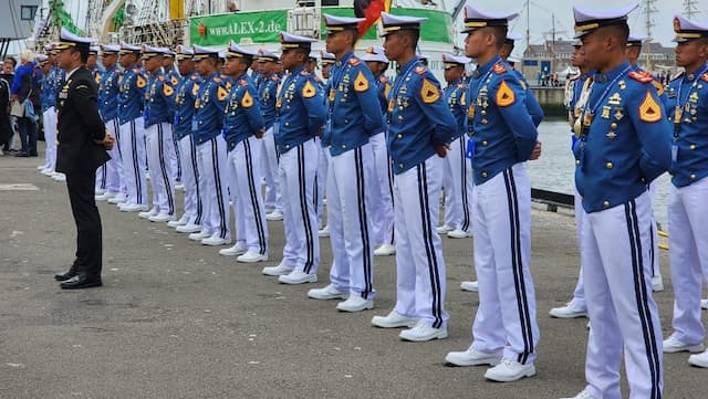 TNI AL Kembali Kirim Taruna ke Akademi Angkatan Laut Amerika Serikat TNI AL Kembali Kirim Taruna ke Akademi Angkatan Laut Amerika Serikat