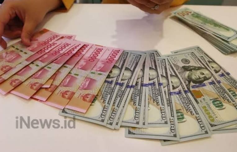 Rupiah Hari Ini Ditutup Perkasa, Sentuh Level Rp16.754 per Dolar AS Rupiah Hari Ini Ditutup Perkasa, Sentuh Level Rp16.754 per Dolar AS