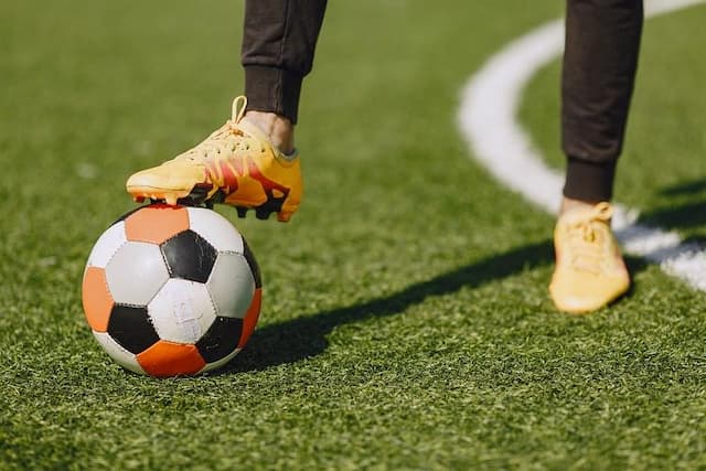 Ngeri! Pesepakbola Brasil Cedera Horor, Rekan Setim Sampai Menangis di Lapangan Ngeri! Pesepakbola Brasil Cedera Horor, Rekan Setim Sampai Menangis di Lapangan