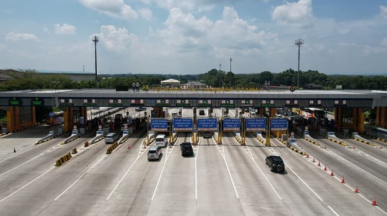 149.389 Kendaraan Padati Tol Trans Jawa Selama Libur Panjang, Ini Rinciannya 149.389 Kendaraan Padati Tol Trans Jawa Selama Libur Panjang, Ini Rinciannya