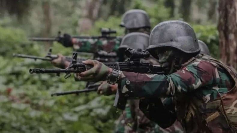 Serang Rombongan PT Freeport di Mimika, OPM Diburu TNI Serang Rombongan PT Freeport di Mimika, OPM Diburu TNI