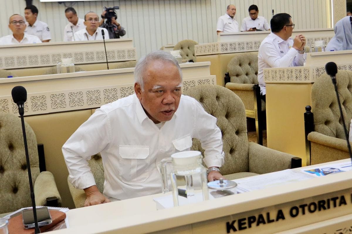 Gibran Bisa Berkantor di IKN Tahun Ini, Basuki: Gedung Sudah Jadi Dilengkapi Furnitur Gibran Bisa Berkantor di IKN Tahun Ini, Basuki: Gedung Sudah Jadi Dilengkapi Furnitur