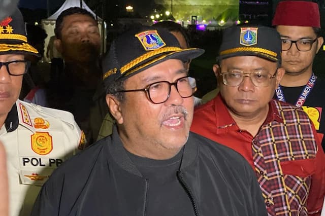 Sungai Cisadane Tercemar Cairan Kimia, Rano Karno Perintahkan Tutup Aliran ke Kali Jakarta Sungai Cisadane Tercemar Cairan Kimia, Rano Karno Perintahkan Tutup Aliran ke Kali Jakarta