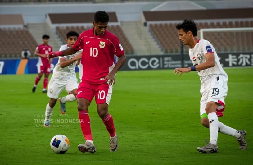 Profil Fadly Alberto Hengga: Striker Timnas yang Dicoret karena Tendangan Kungfu Profil Fadly Alberto Hengga: Striker Timnas yang Dicoret karena Tendangan Kungfu