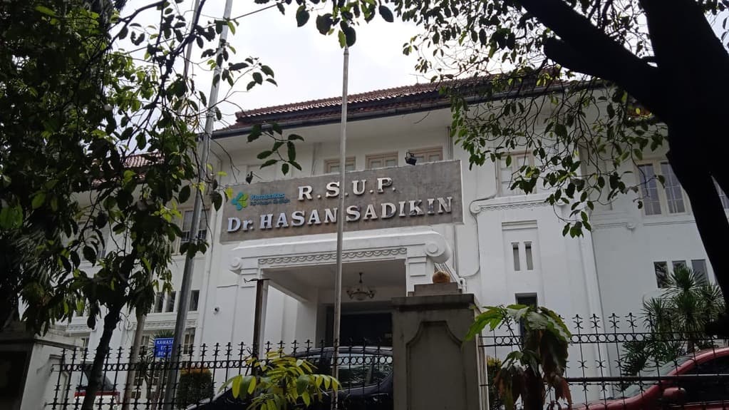 RSHS Bandung Minta Maaf usai Insiden Bayi Nyaris Tertukar Viral di Medsos RSHS Bandung Minta Maaf usai Insiden Bayi Nyaris Tertukar Viral di Medsos