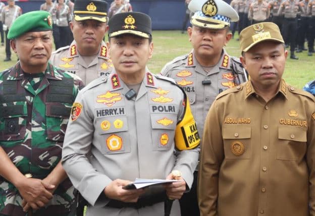 Imbas Amuk Warga, Kapolda Riau Copot Kapolsek dan Kanit Reskrim Panipahan Imbas Amuk Warga, Kapolda Riau Copot Kapolsek dan Kanit Reskrim Panipahan
