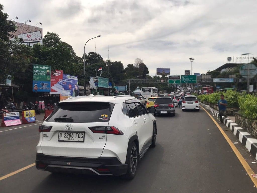 Libur Imlek 2026, Jumlah Kendaraan Arah Puncak Bogor Naik 33 Persen Libur Imlek 2026, Jumlah Kendaraan Arah Puncak Bogor Naik 33 Persen