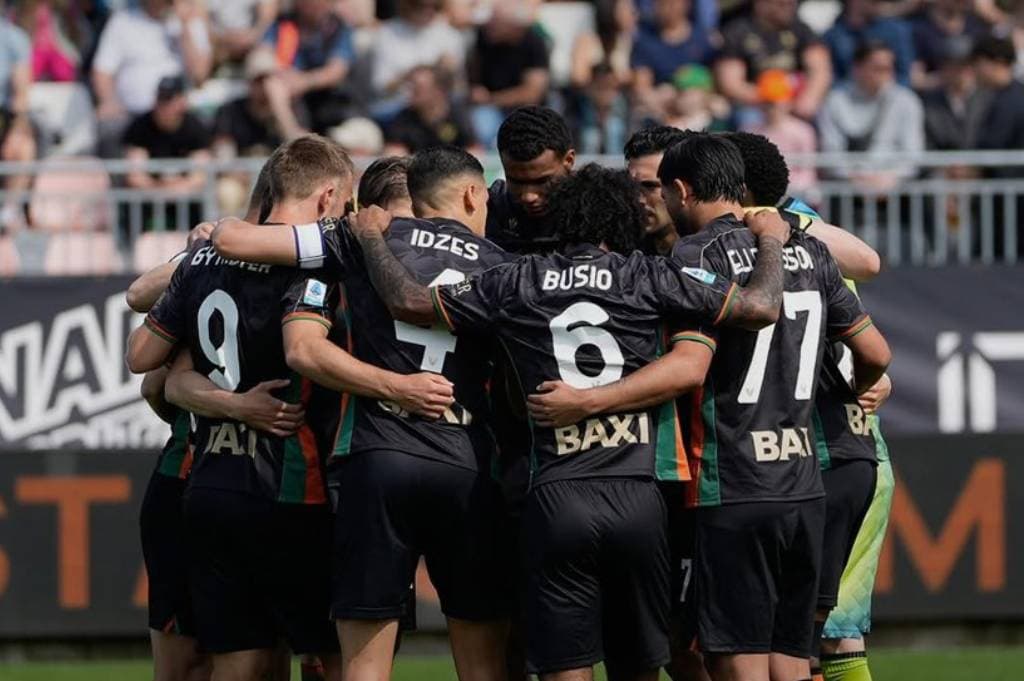 Hasil Liga Italia: Jay Idzes Pimpin Venezia Taklukkan Fiorentina, Atalanta Bungkam Roma Hasil Liga Italia: Jay Idzes Pimpin Venezia Taklukkan Fiorentina, Atalanta Bungkam Roma