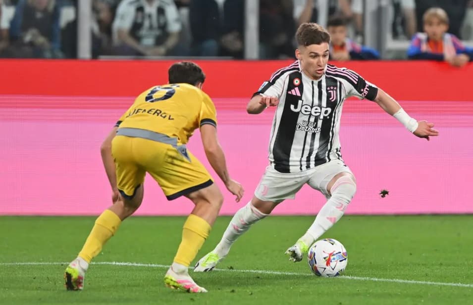 Liverpool Siapkan Pengganti Salah, Winger Juventus Ini Masuk Radar! Liverpool Siapkan Pengganti Salah, Winger Juventus Ini Masuk Radar!