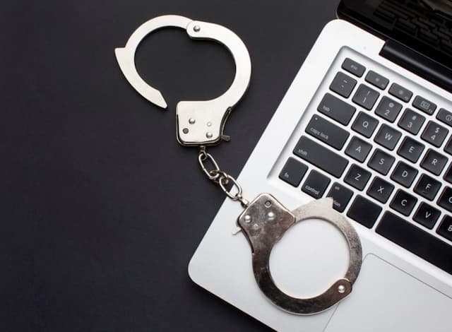 Waspada Penipuan Catut Nama DJP, Kirim File Berbahaya hingga Tagih Pajak Palsu Waspada Penipuan Catut Nama DJP, Kirim File Berbahaya hingga Tagih Pajak Palsu