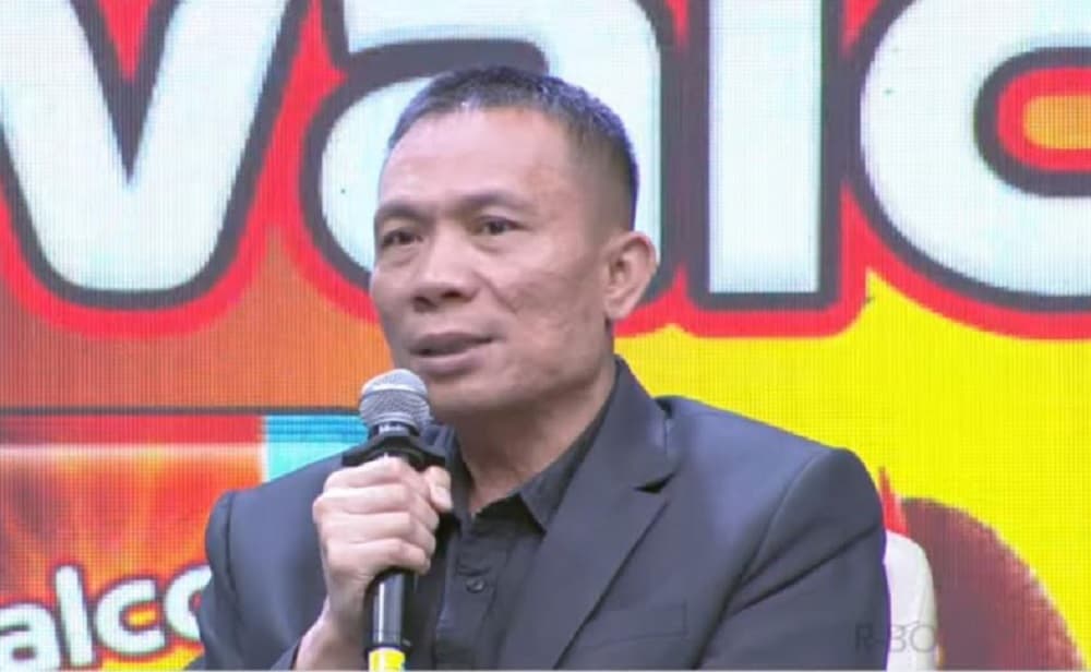 Rismon Sianipar Dijadwalkan Bertemu Jokowi di Solo Hari Ini Rismon Sianipar Dijadwalkan Bertemu Jokowi di Solo Hari Ini