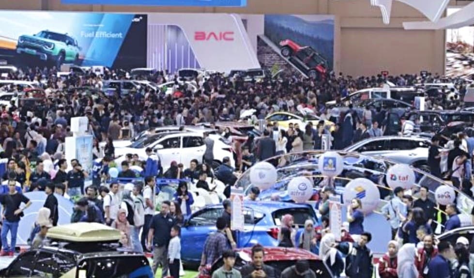 Gaikindo Ungkap Perang Harga Bikin Transaksi GIIAS 2025 Anjlok Gaikindo Ungkap Perang Harga Bikin Transaksi GIIAS 2025 Anjlok