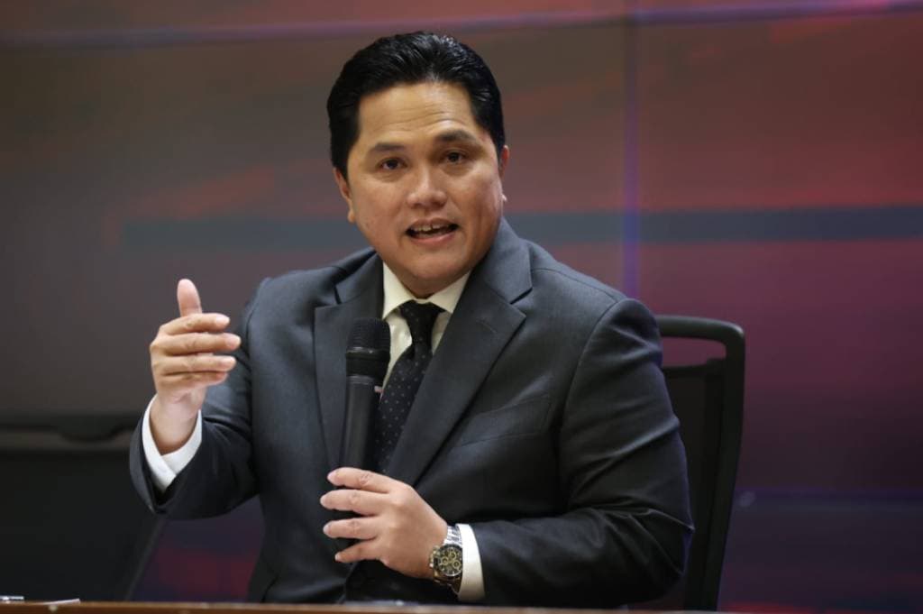 Isu Reshuffle Siang Ini, Letjen Purn Djamari Chaniago Jadi Menko Polkam dan Erick Thohir Jabat Menpora? Isu Reshuffle Siang Ini, Letjen Purn Djamari Chaniago Jadi Menko Polkam dan Erick Thohir Jabat Menpora?