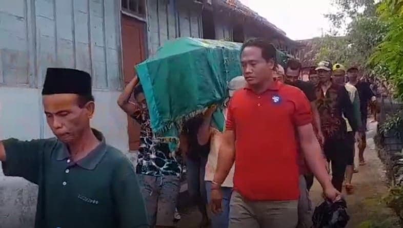 Korban Tewas Kebakaran Sumur Minyak Ilegal di Blora Bertambah Jadi 4 Orang Korban Tewas Kebakaran Sumur Minyak Ilegal di Blora Bertambah Jadi 4 Orang