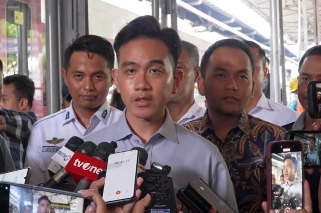 Gibran Tolak Mundur dari Wapres, Gugatan Perdata Rp125 Triliun Berlanjut Gibran Tolak Mundur dari Wapres, Gugatan Perdata Rp125 Triliun Berlanjut