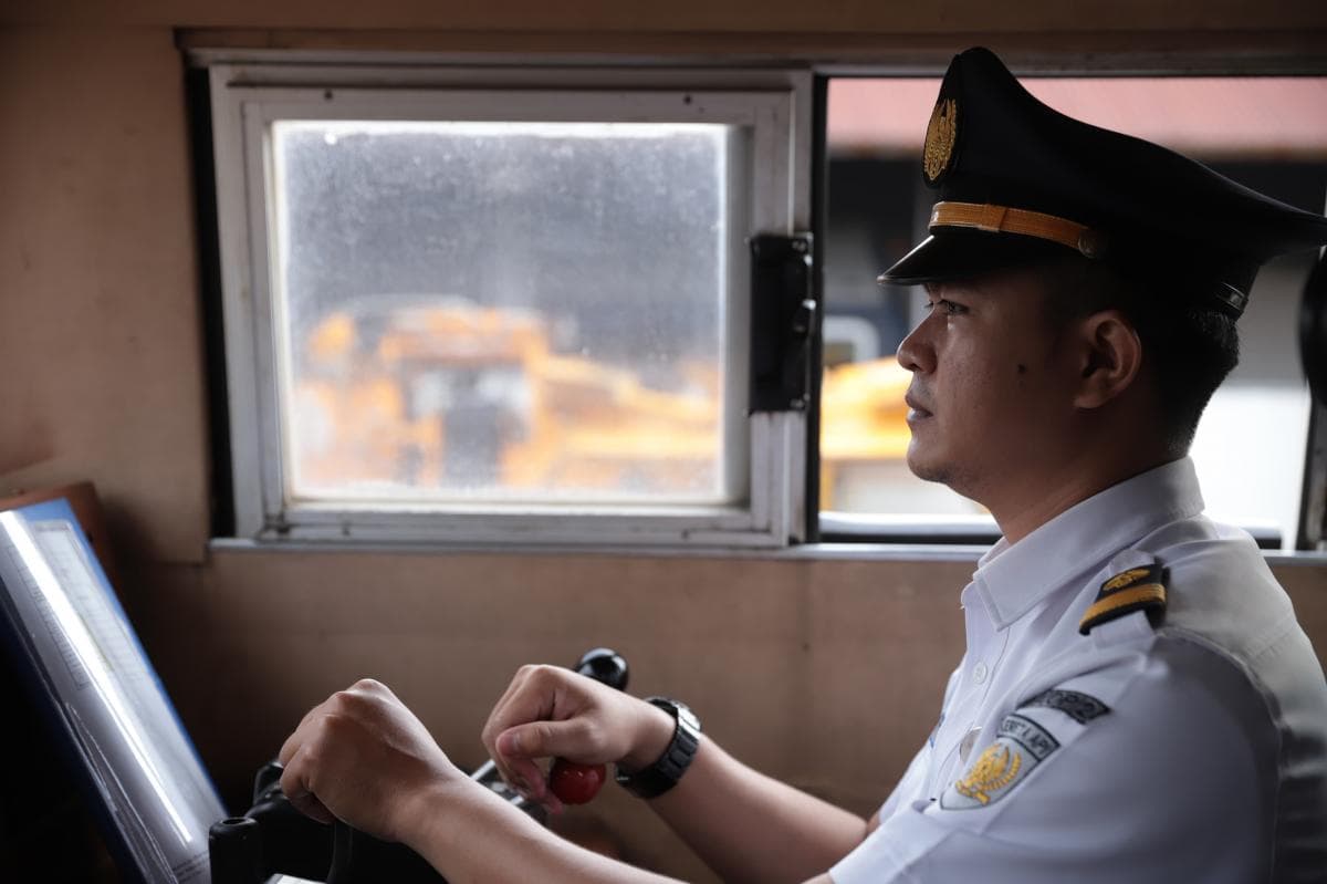 Kesempatan Emas! KAI Buka Rekrutmen 2025 untuk Lulusan SLTA, D3, dan D4/S1 Kesempatan Emas! KAI Buka Rekrutmen 2025 untuk Lulusan SLTA, D3, dan D4/S1