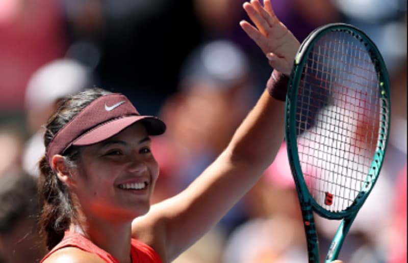 Emma Raducanu Angkat Topi untuk Janice Tjen: Dia Berbahaya! Emma Raducanu Angkat Topi untuk Janice Tjen: Dia Berbahaya!