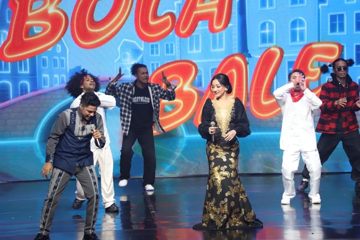 Lagu Tabola Bale Sukses Buka Pemimpin Daerah Awards 2025, Intip Keseruannya! Lagu Tabola Bale Sukses Buka Pemimpin Daerah Awards 2025, Intip Keseruannya!