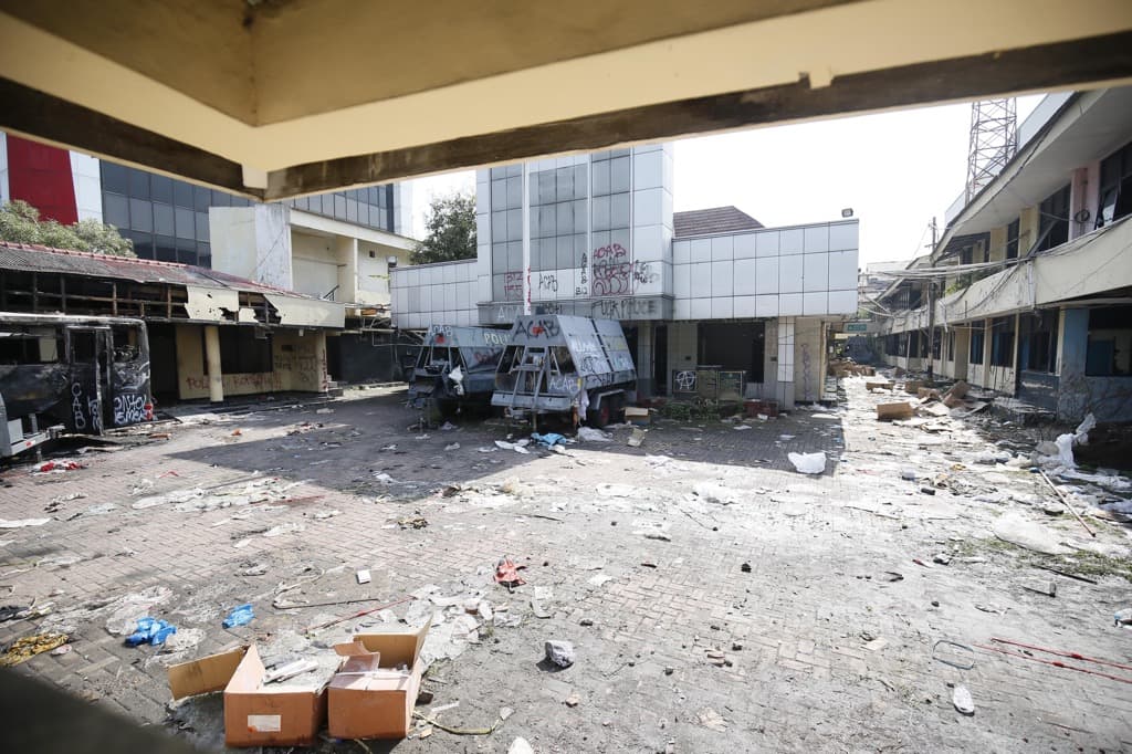 Identitas 5 Terduga Pelaku di Balik Kebakaran Markas Gegana, 2 Perempuan Identitas 5 Terduga Pelaku di Balik Kebakaran Markas Gegana, 2 Perempuan