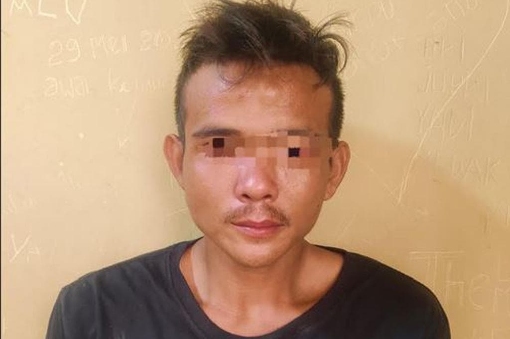 Perampok PNS di Depan Kampus Unja Mendalo Babak Belum Diamuk Massa Perampok PNS di Depan Kampus Unja Mendalo Babak Belum Diamuk Massa