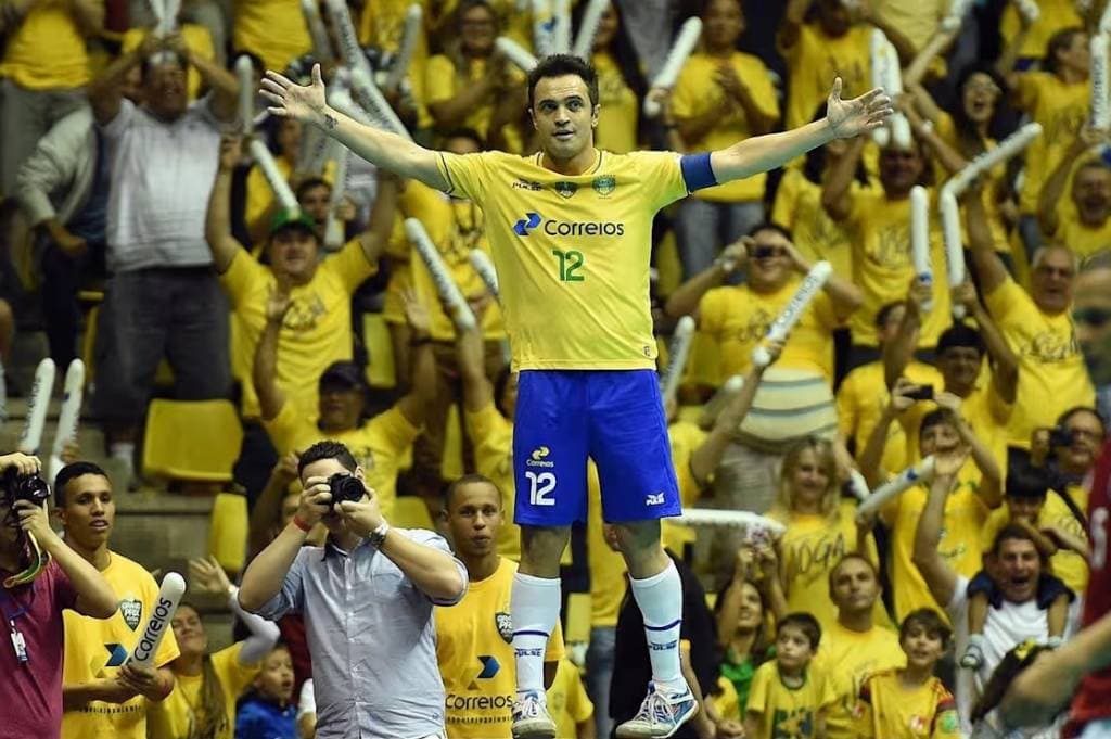 5 GOAT Futsal Dunia Paling Legendaris Sepanjang Masa 5 GOAT Futsal Dunia Paling Legendaris Sepanjang Masa